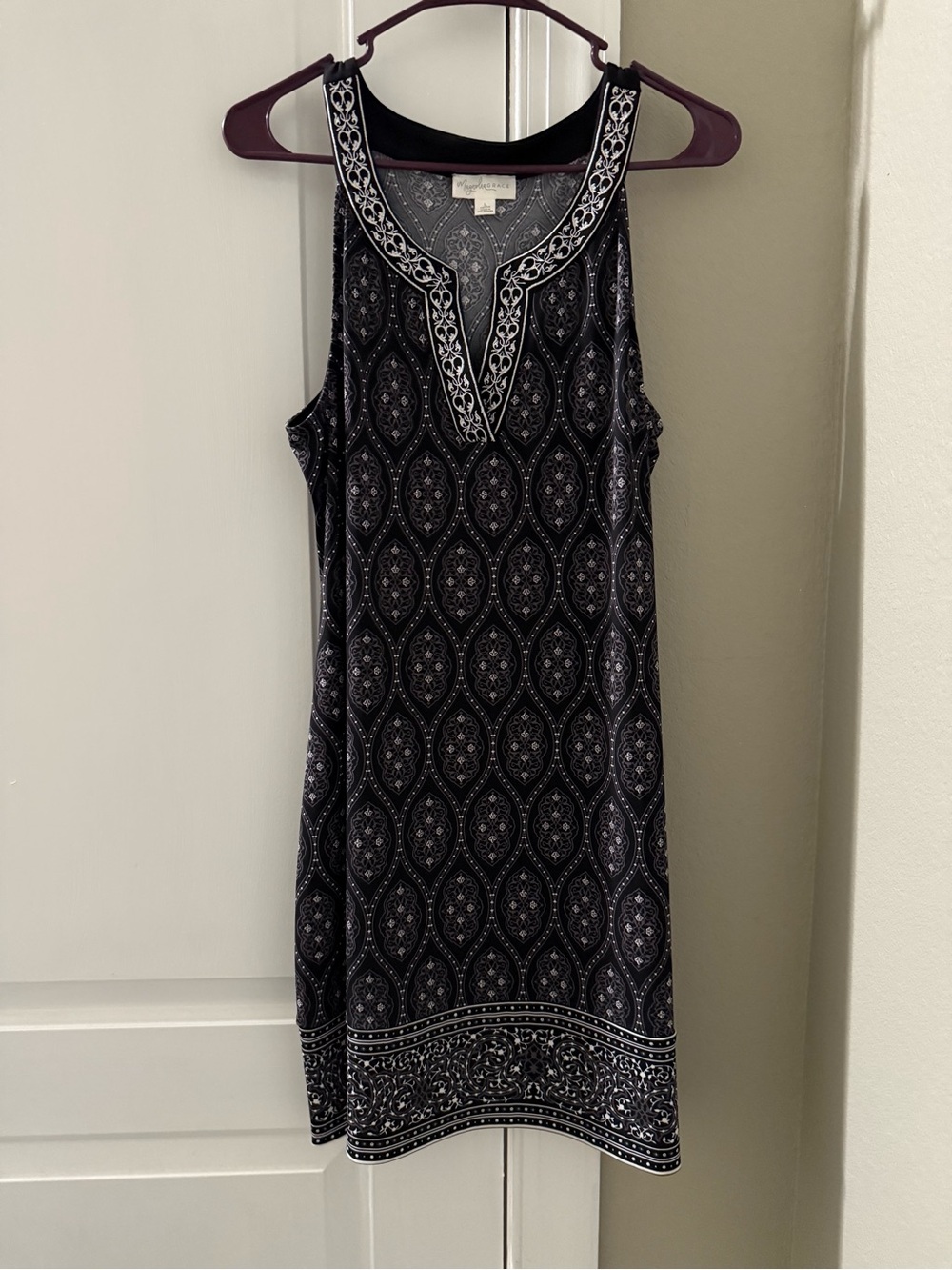 Magnolia Grace Sleeveless Black Patterned Shift Dress petite large